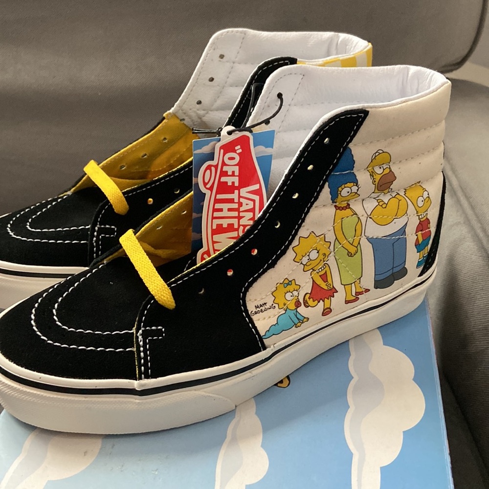 Vans - Picture 3 of 4